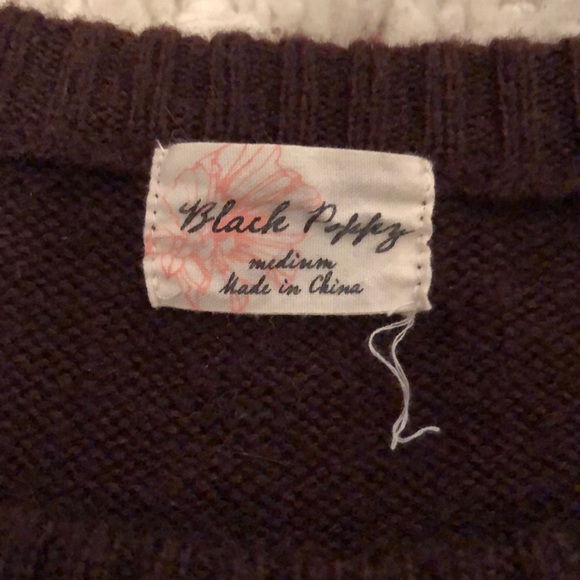 Pacsun Christmas Polar bear sweater - Picture 3 of 3